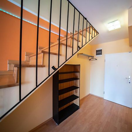 Free Parking- Gellert View Apartment 4Ppl Budapest Luaran gambar
