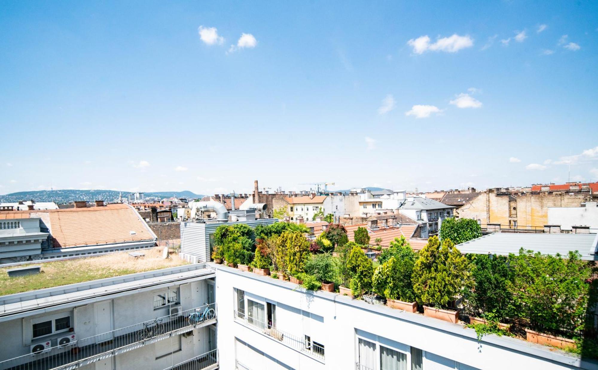 Free Parking- Gellert View Apartment 4Ppl Budapest Luaran gambar