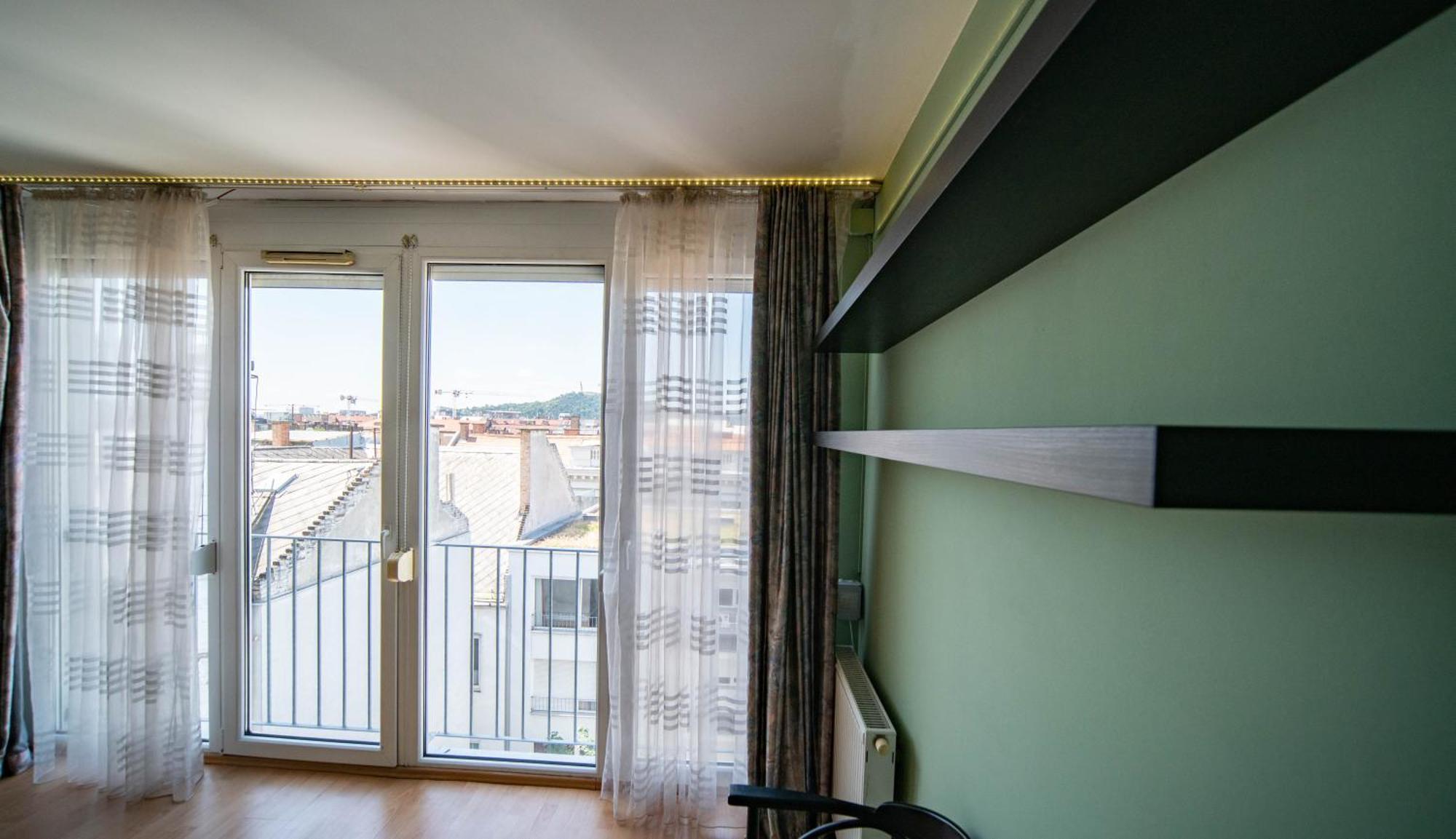 Free Parking- Gellert View Apartment 4Ppl Budapest Luaran gambar