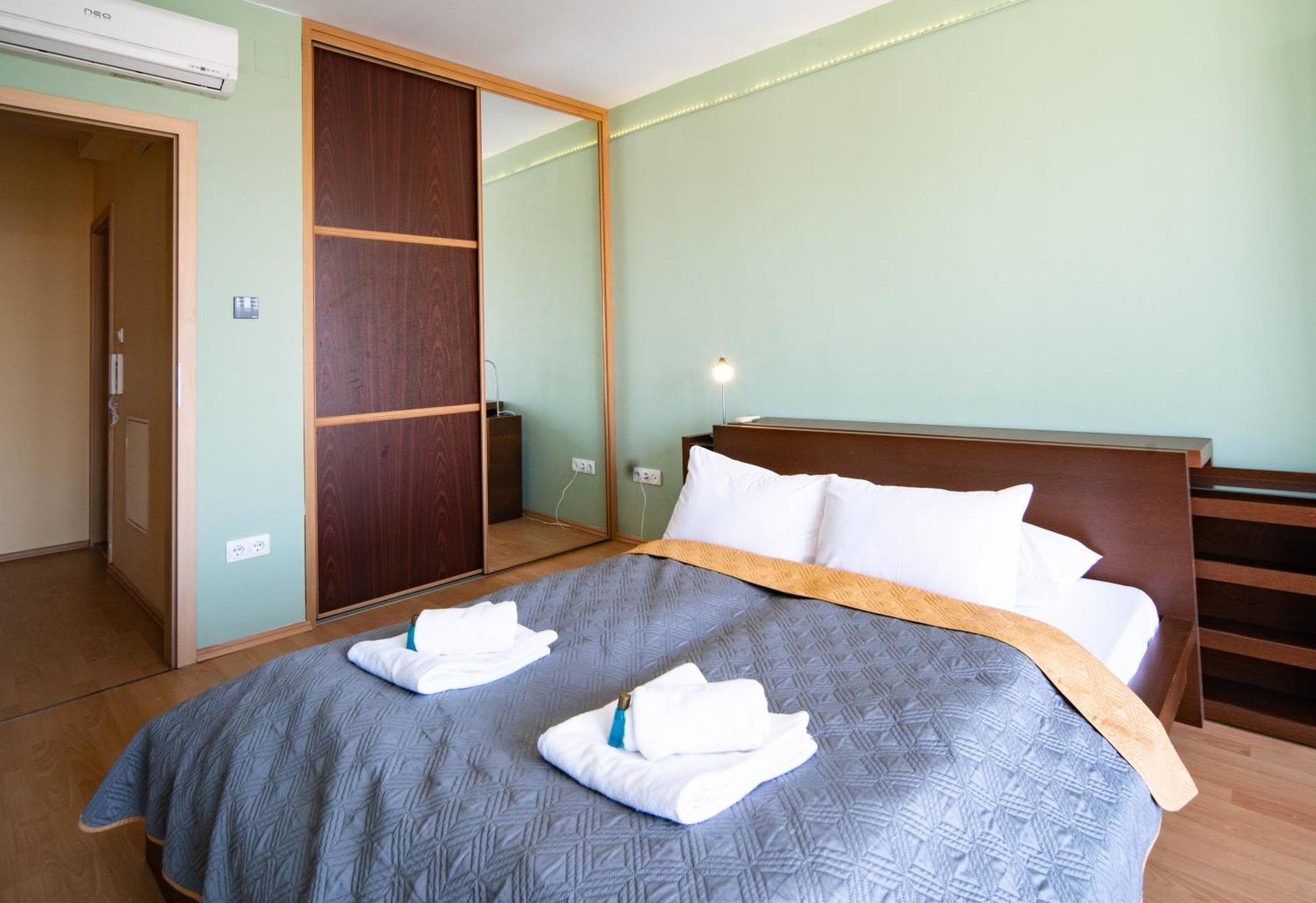 Free Parking- Gellert View Apartment 4Ppl Budapest Luaran gambar
