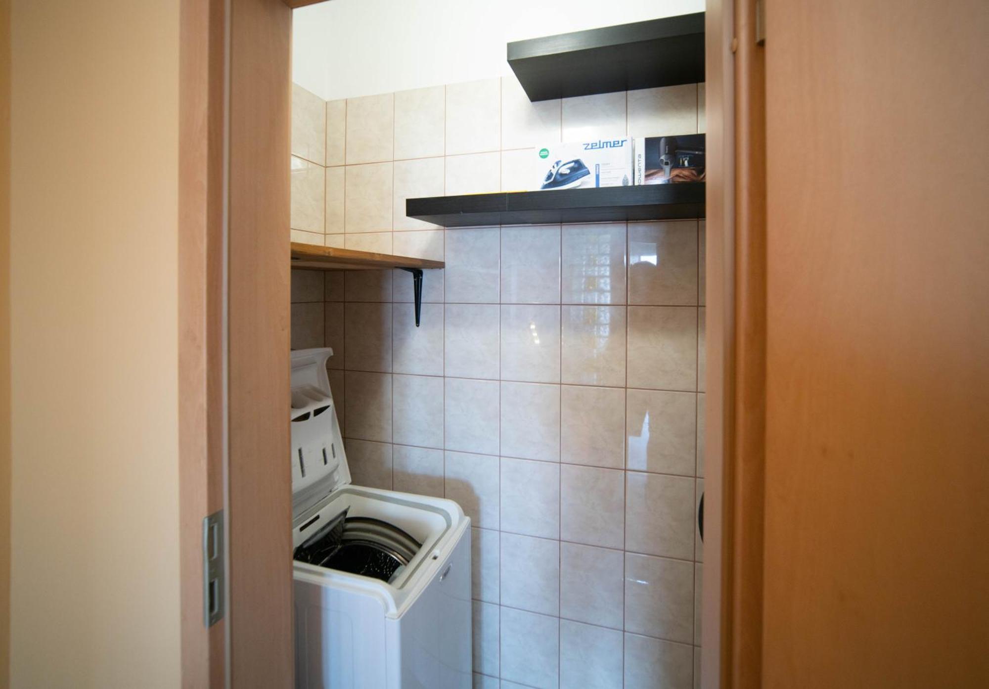 Free Parking- Gellert View Apartment 4Ppl Budapest Luaran gambar