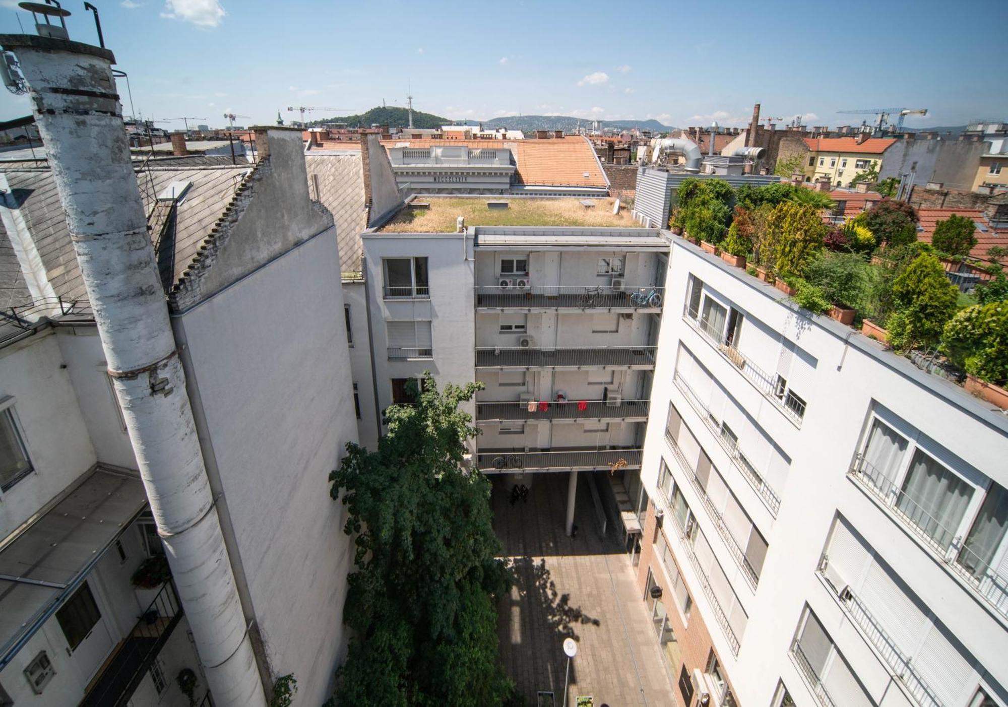 Free Parking- Gellert View Apartment 4Ppl Budapest Luaran gambar